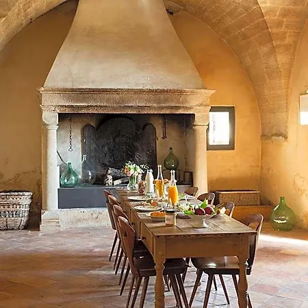 Hotel Prieure Saint-nicolas - Les Maisons 4*