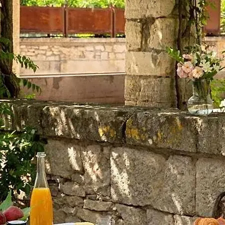 Hotel Prieure Saint-nicolas - Les Maisons