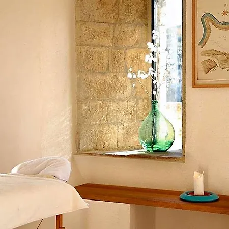 Prieure Saint-nicolas - Les Maisons 4*